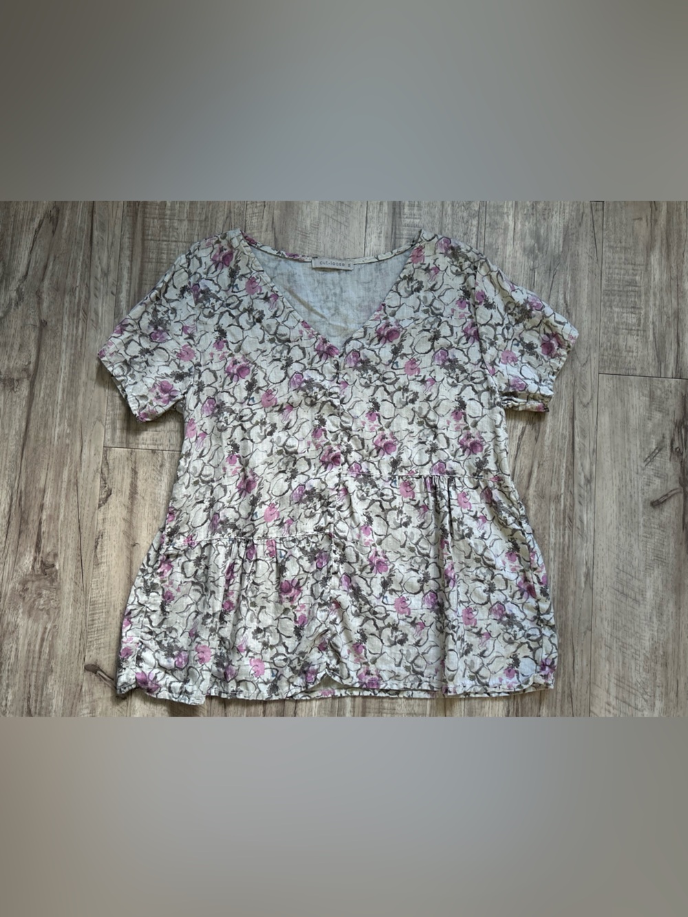 Linen Floral V-Neck Peplum Top — Pink Floral